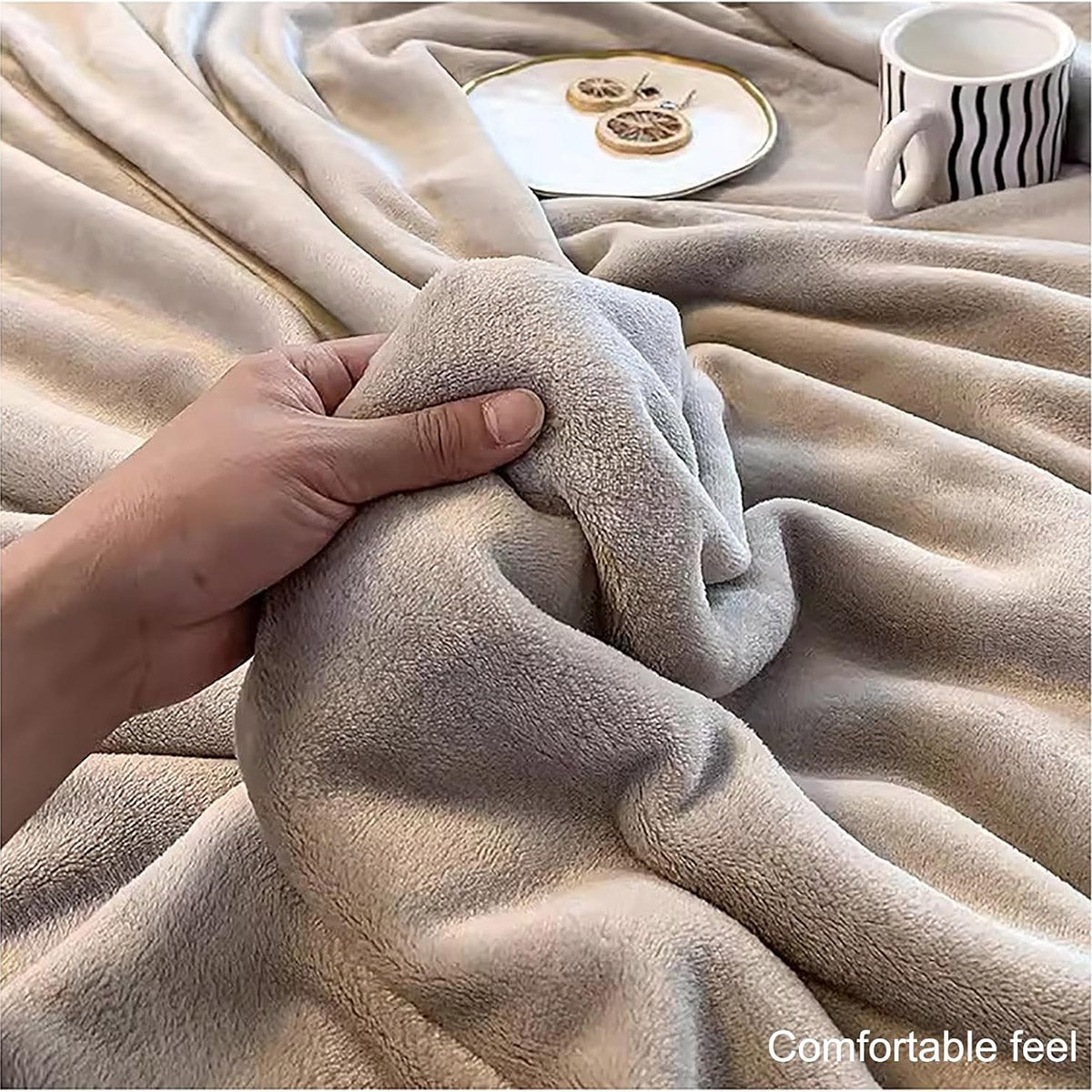 Thickened Flannel Coral Fleece Blanket for Office Sofa and Hotel